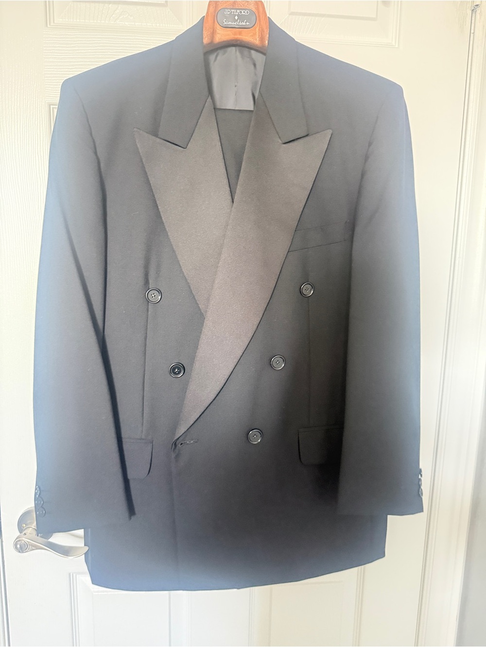 Samuelsohn Black Double-Breasted Tuxedo with Satin Peak Lapels